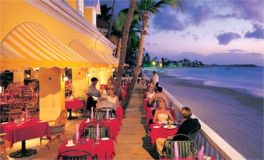 Dining by the Beach in AntiguaR (2K)